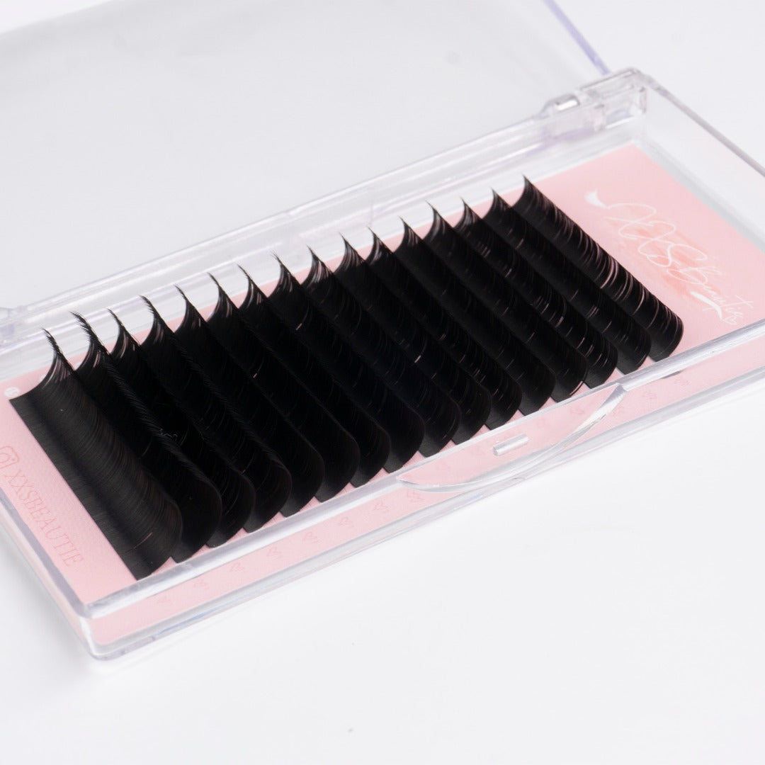 Volume Lashes Mixed Lengths