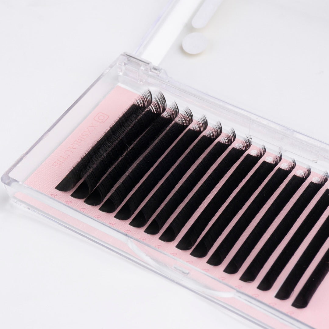 Volume Lashes Mixed Lengths