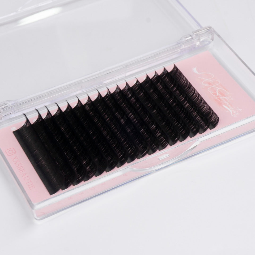 Volume Lashes Mixed Lengths